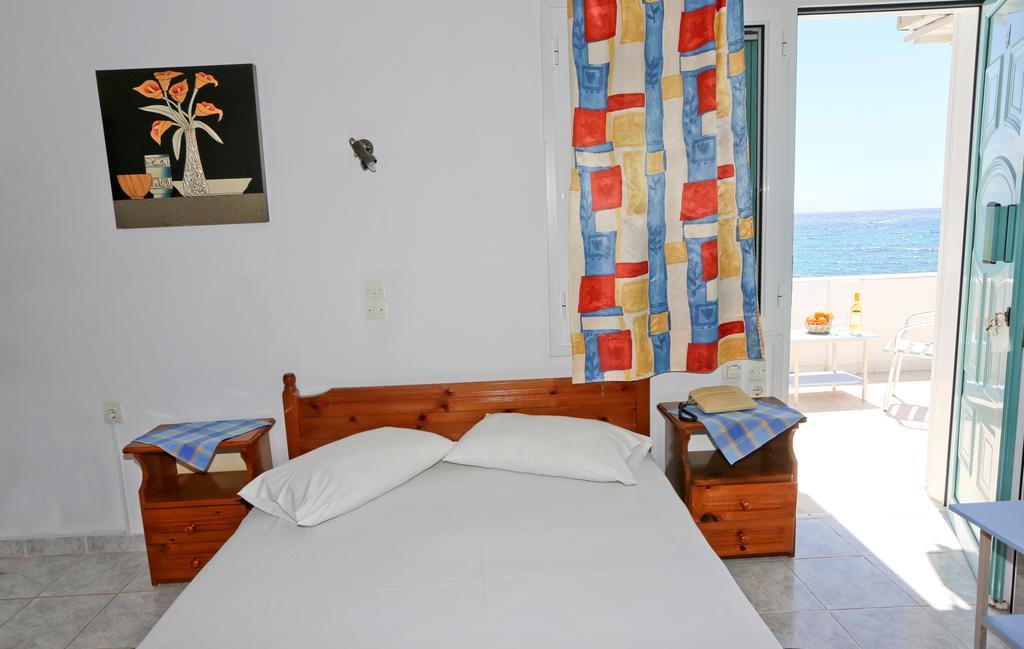 Akrogiali Hotel Plomari Chambre photo